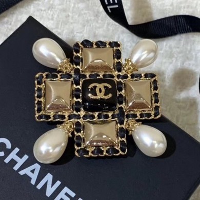 AAA Copy Chanel Chain Leather Square Brooch AB2973 2019 Collection CE02633