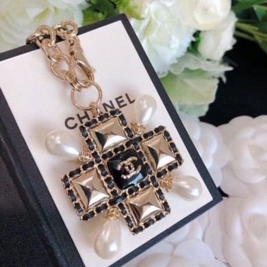Chanel Chain Leather Square Pendant Necklace AB3044 2019 Collection CE03487