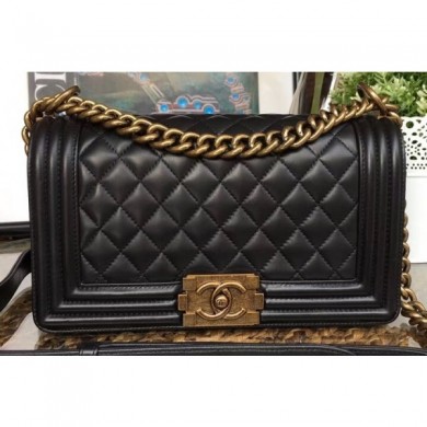 Chanel Lambskin Boy Flap Medium Bag Black/Gold CE01840