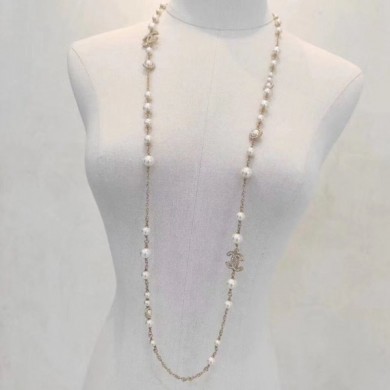 Chanel Pearl Long Sweater Necklace 03 2019 Collection CE02726