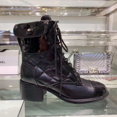 Chanel Quilted Patent Calfskin Lace-up Short Boots G35281 Black 2019 Collection CE02963