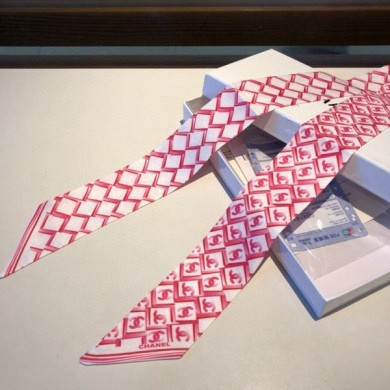 Chanel Quilting CC Print Silk Slim Bandeau Scarf 5x120cm Red 2020 Collection Scarf CE03368