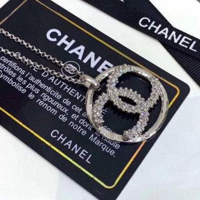 Copy Chanel Swarovski Crystal CC Round Pendant Necklace Silver/Crystal White 2019 Collection CE02252