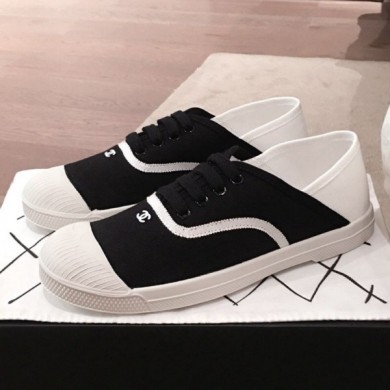 Fake Chanel Vintage Canvas Lace-up Sneakers Black 2020 Collection CE02583