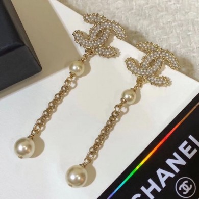 Imitation Chanel Pearl CC Chain Earrings 2019 Collection CE00646