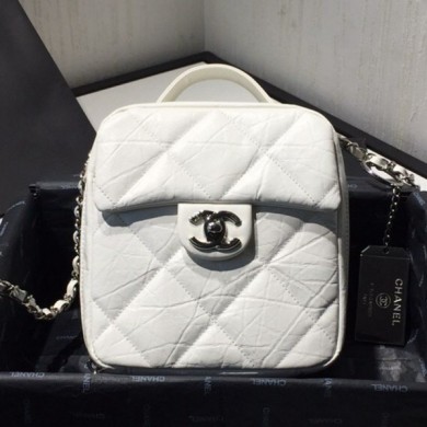 Imitation Chanel Quilted Vintage Leather Camera Case Bag AS1323 White 2020 Collection CE02178