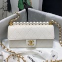 Cheap Chanel Quilted Leather Pearl Clutch with Chain AP1001 White 2019 Collection CE00779