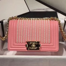 AAA Imitation Chanel Pearl Calfskin Small Boy Flap Bag A67085 Pink 2019 Collection CE03045