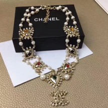 Chanel Pearl Heart Y Necklace AB2031 2019 Collection CE02185