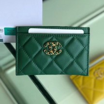 Chanel Quilted Lambskin Chain CC Card Holder AP0731 Green 2019 Collection CE03189