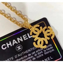 Designer Chanel Three CC Pendant Necklace Gold 2019 Collection CE00739