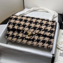 Hot Fake Chanel Houndstooth Tweed Medium Flap Bag Beige/Black 2019 Collection CE00822