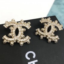 Imitation AAA Chanel Crystal CC Stud Earrings Gold 05 2019 Collection CE02689