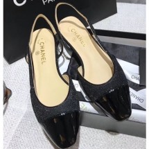 Imitation Chanel Heel 2cm Flat Slingbacks G31319 Glittter Black/Patent CE00742