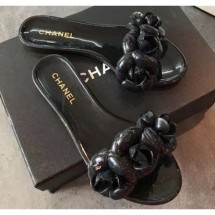Imitation Chanel Tpu Camellia Pool Mules Slides Sandals Black 2020 CE01957
