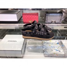 Knockoff Chanel Chain Leather Strap Flat Sandals Black 2020 Collection CE00605