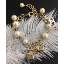 Replica Chanel Bottle Pearl Bracelet Gold/White 2018 CE00828