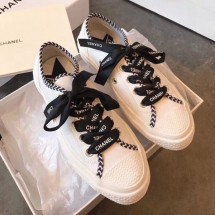 Replica Chanel x Converse Logo Laces Sneakers Black 2019 Collection CE01998