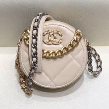 AAA 1:1 Chanel Maxi-Quilted Lambskin Round Clutch with Chain Apricot 2019 Collection CE00736
