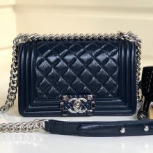 AAA 1:1 Chanel Vintage Quilted Leather Small Boy Flap Bag Blue 2019 Collection CE03709