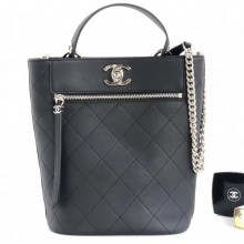 Chanel Calfskin Front Zip Large Bucket Bag AS0578 Black 2019 CE02665