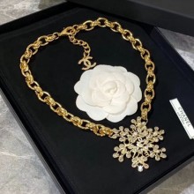 Chanel Chain Snowflake Necklace 2019 Collection CE04353
