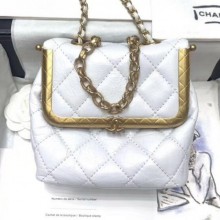 Chanel Crinkled Calfskin Small Kiss-Lock Bag AS1885 White 2020 Collection CE02181