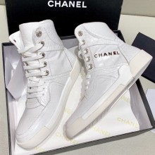 Chanel Crocodile Embossed Calfskin High-Top Sneakers G35079 White 2019 Collection CE01850