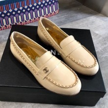 Chanel Patent Leather Chain Flat Loafers G35631 Beige 2020 Collection CE01915