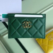 Chanel Quilted Lambskin Chain CC Card Holder AP0731 Green 2019 Collection CE03189