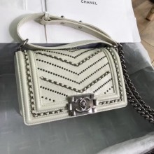 Copy AAA Chanel Crumpled Calfskin Small Boy Chanel Bag A67085 Ivory 2018(Silver-Tone Metal) Collection CE03663