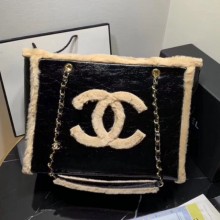 High Quality Chanel Shiny Vintage Crumpled Sheepskin and Shearling Sheepskin Shopping Tote Bag AS1167 Black/Beige 2019 Collection CE02361