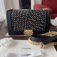 Imitation Chanel Boy Chanel Handbag A67086 Black 2019 Collection CE04271