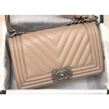 Imitation Top Chanel Lambskin Chevron Boy Flap Medium Bag Beige CE03888
