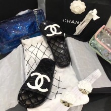 Knockoff Chanel CC Logo Transparent PVC Shower Shoes Mules Slipper Sandals Black/White 2019 CE02097