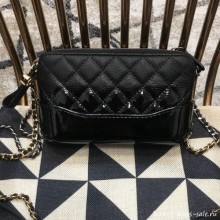 Replica Chanel Gabrielle Clutch on Chain/Mini Bag in Grained Leather A94505 Black 2019 Collection CE02412