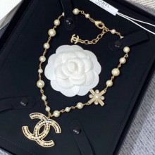 Replica Hot Chanel Bloom Pearl Bead CC Pendant Necklace 2019 Collection CE04138