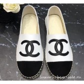 Best Chanel CC Logo Lambskin and Suede Calfskin Espadrilles White/Black 2019 CE02585