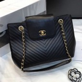 Chanel Chevron Calfskin Strap Shopping Bag Black 2019 Collection CE04312