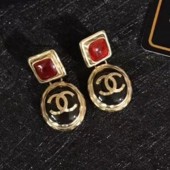 Chanel Resin Stone Short Earrings AB2985 Burgundy/Gold/Black 2020 Collection CE02695