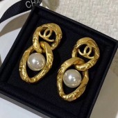 Chanel Twist Metal Pearl Short Earrings AB3149 2019 Collection CE00552
