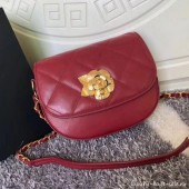 Copy Chanel Vintage Camellia Saddle Flap Bag A57910 Red 2019 Collection CE01743