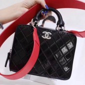 Fake Chanel Quilted Patent Leather Vanity Case Bag Black 2020 Collection CE01394