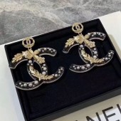 Fake Chanel Resin Carved Metal CC Pendant Earrings Transparent/Gold 2019 Collection CE01709