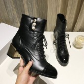 Imitation Chanel Calfskin Pearls Lace-up Short Boots Black 2019 Collection CE02827