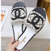 Imitation Chanel Heel Pearl Embroidery CC Logo Mules G35904 White 2020 CE03731