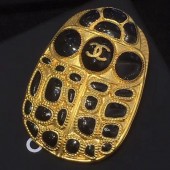 Imitation Chanel Large Resin Stones Beetle Brooch AB1805 Black/Gold 2019 Collection CE02392