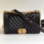 Knockoff Chanel Grained Calfskin Medium BOY CHANEL Handbag with Gold-tone Metal Black 2018 Collection CE01968