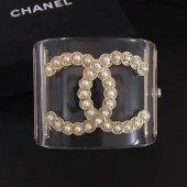 Replica Chanel Resin Pearl CC Cuff Bracelet 01 2019 Collection CE02441