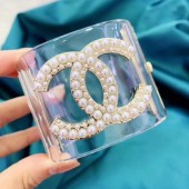 Replica Chanel Resin Pearl CC Cuff Bracelet 02 2019 Collection CE03990